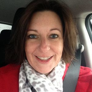 Meet your Posher, Adrienne